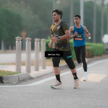 Runner Photo 6344387