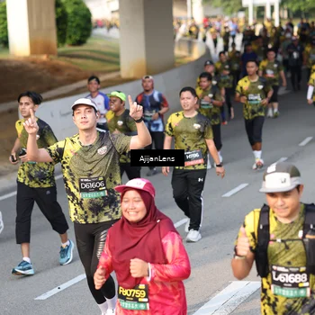 Runner Photo 6344388