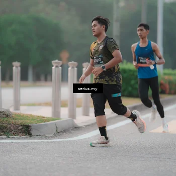 Runner Photo 6344404
