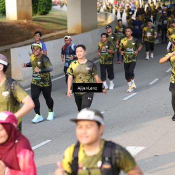 Runner Photo 6344406