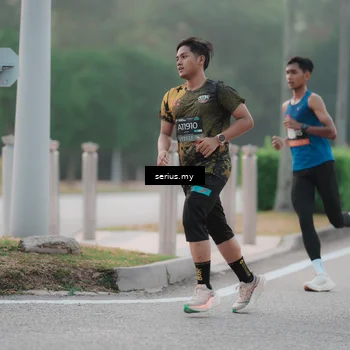 Runner Photo 6344425