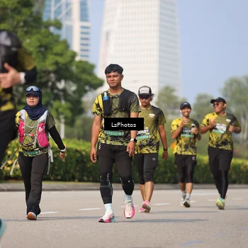 Runner Photo 6344460