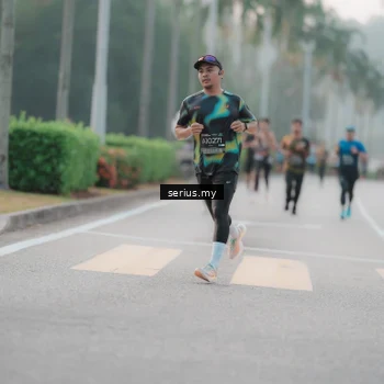 Runner Photo 6344468