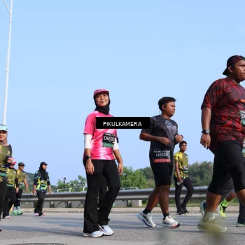 Runner Photo 6344501