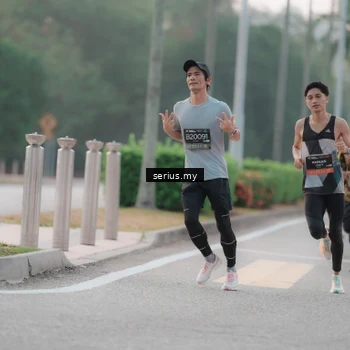 Runner Photo 6344524