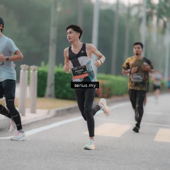 Runner Photo 6344532
