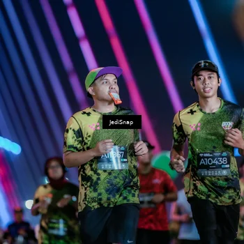 Runner Photo 6344616