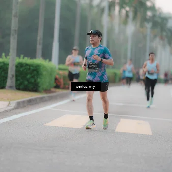 Runner Photo 6344624