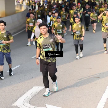 Runner Photo 6344645