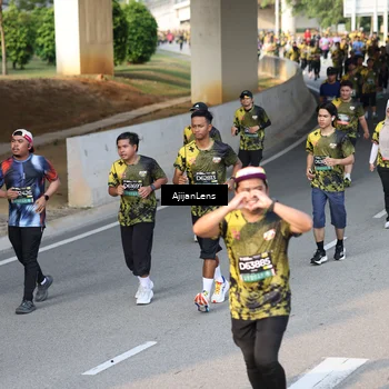 Runner Photo 6344653
