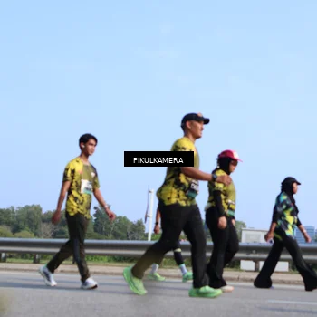 Runner Photo 6344711