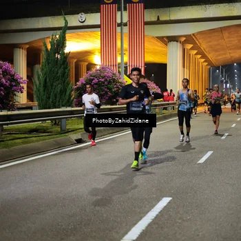 Runner Photo 6344717