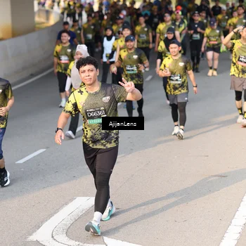 Runner Photo 6344719