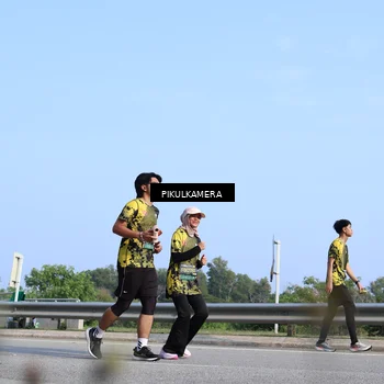 Runner Photo 6344751