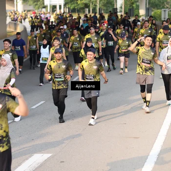 Runner Photo 6344758