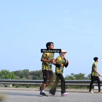 Runner Photo 6344775