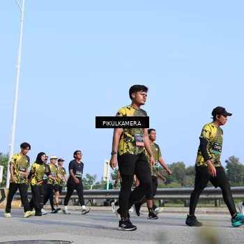 Runner Photo 6344802