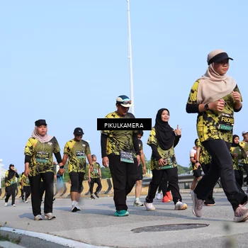 Runner Photo 6344869