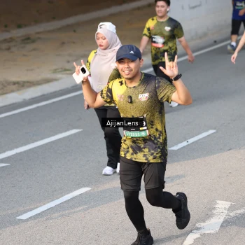 Runner Photo 6344901
