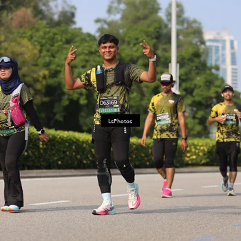 Runner Photo 6344905