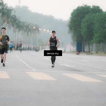 Runner Photo 6344907