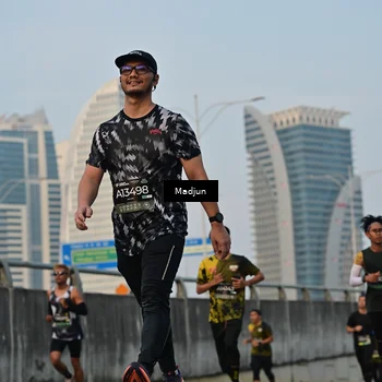 Runner Photo 6344945