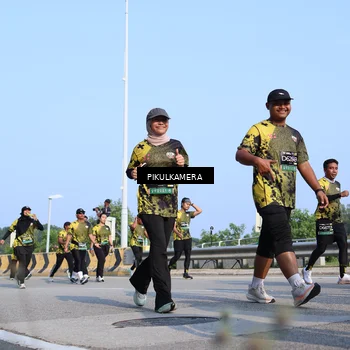 Runner Photo 6344964