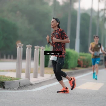 Runner Photo 6344975