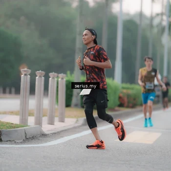 Runner Photo 6344980