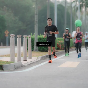 Runner Photo 6344999