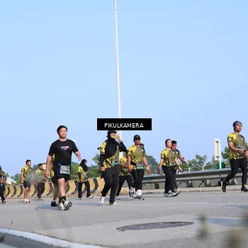 Runner Photo 6345009