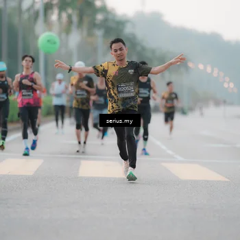 Runner Photo 6345018
