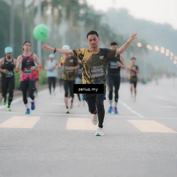 Runner Photo 6345021