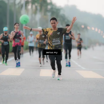 Runner Photo 6345023
