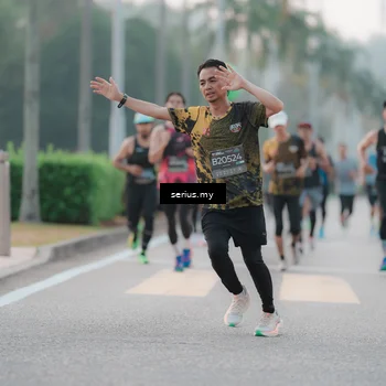 Runner Photo 6345043