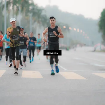 Runner Photo 6345054