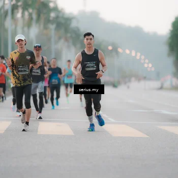 Runner Photo 6345062