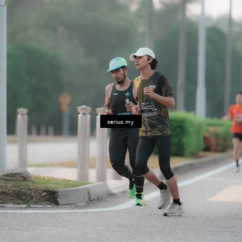 Runner Photo 6345078