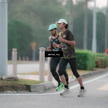 Runner Photo 6345080