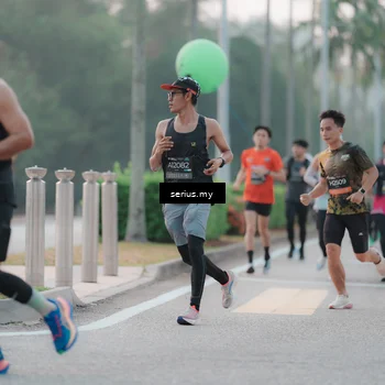 Runner Photo 6345095