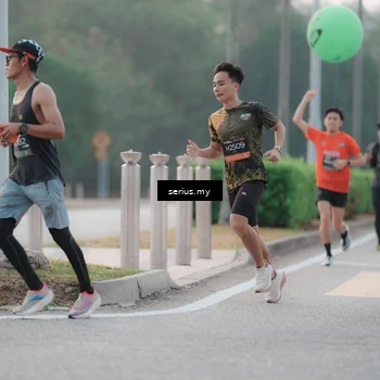 Runner Photo 6345111