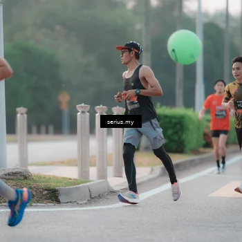 Runner Photo 6345117