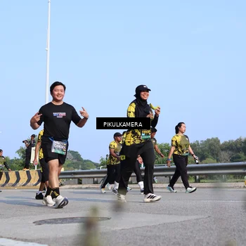 Runner Photo 6345119