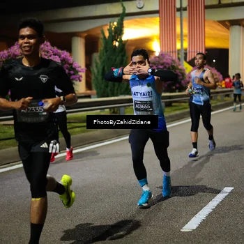 Runner Photo 6345121