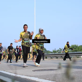 Runner Photo 6345142