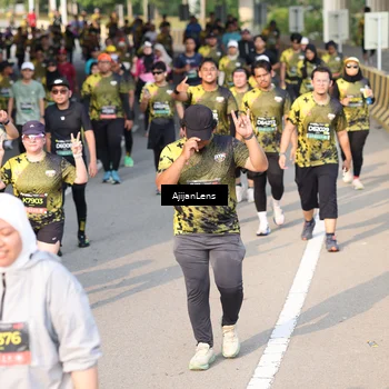 Runner Photo 6345211