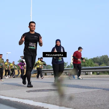 Runner Photo 6345214