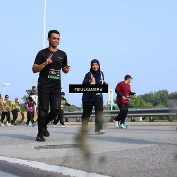 Runner Photo 6345218