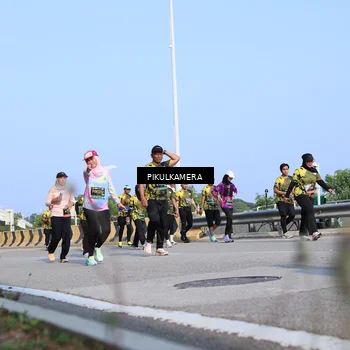 Runner Photo 6345247