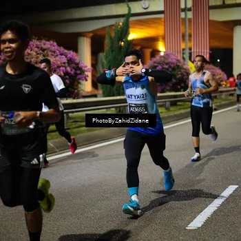 Runner Photo 6345257